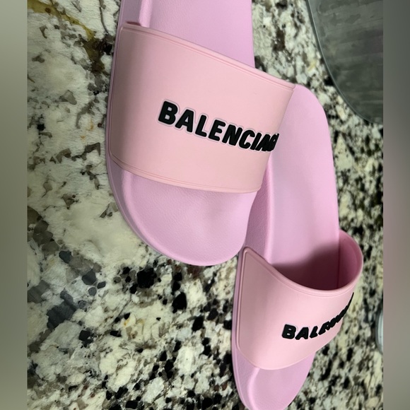 Balenciaga Baby Pink Slides 👙👙🌴🌴 - Picture 4 of 5